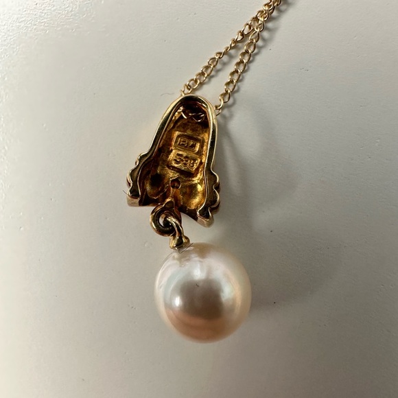 14 K gold chain with pearl pendant with Two diamonds, 14k earrings and r… - Picture 8 of 16